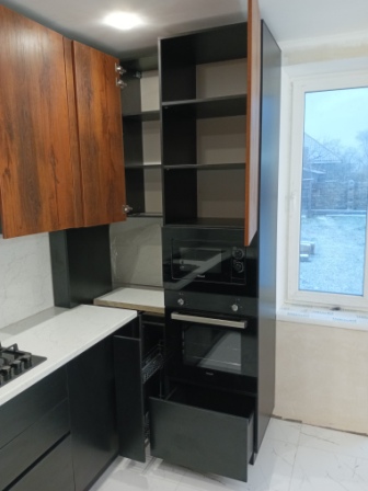 пенал со встроенной микроволновкой и духовкой кухни симферопольский район