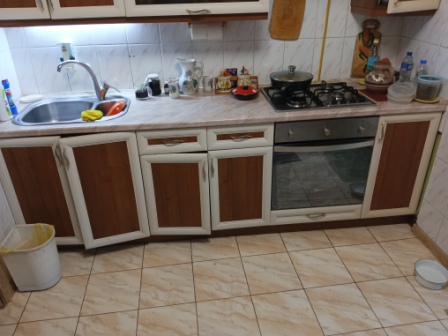 нижняя часть кухни до замены фасадов симферополь