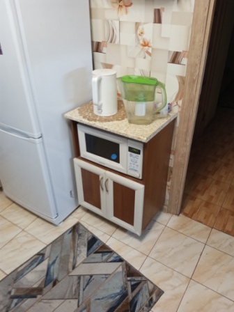 тумбочка для микроволновой печи до замены фасадов